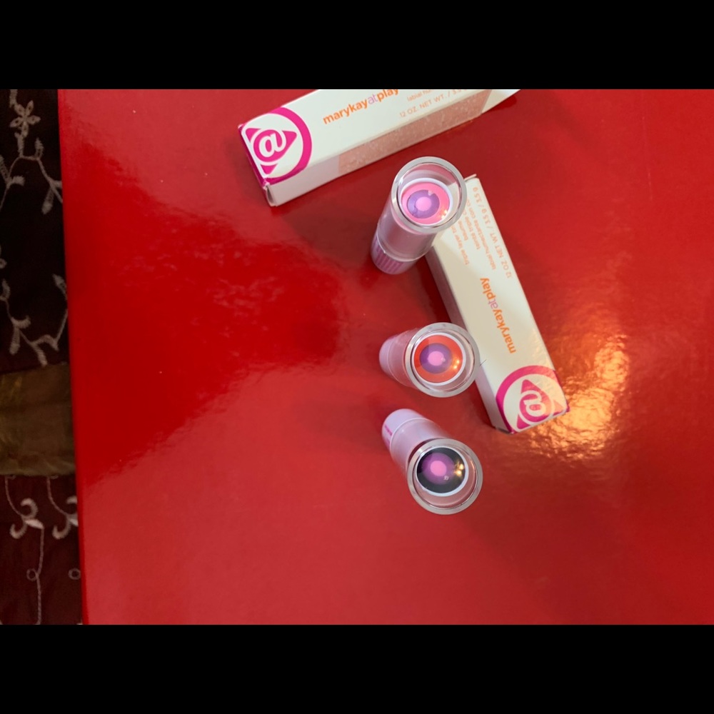 Mary Kay Lip Balm Set